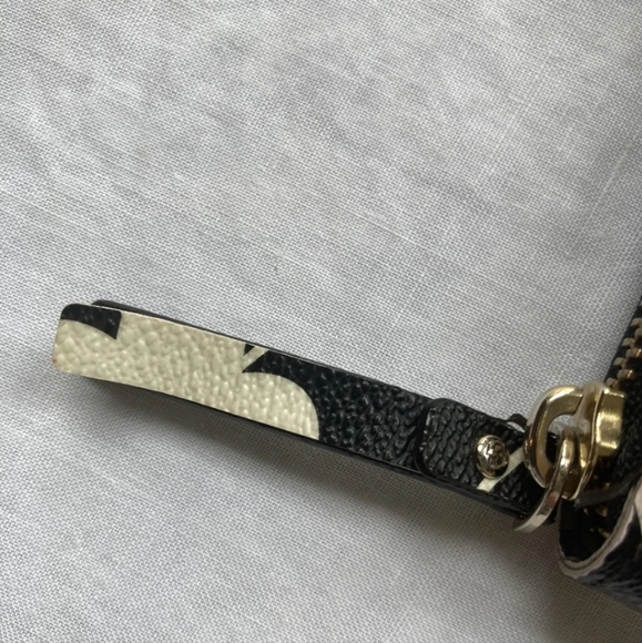 Kate Spade Wallet - Picture 3 of 3